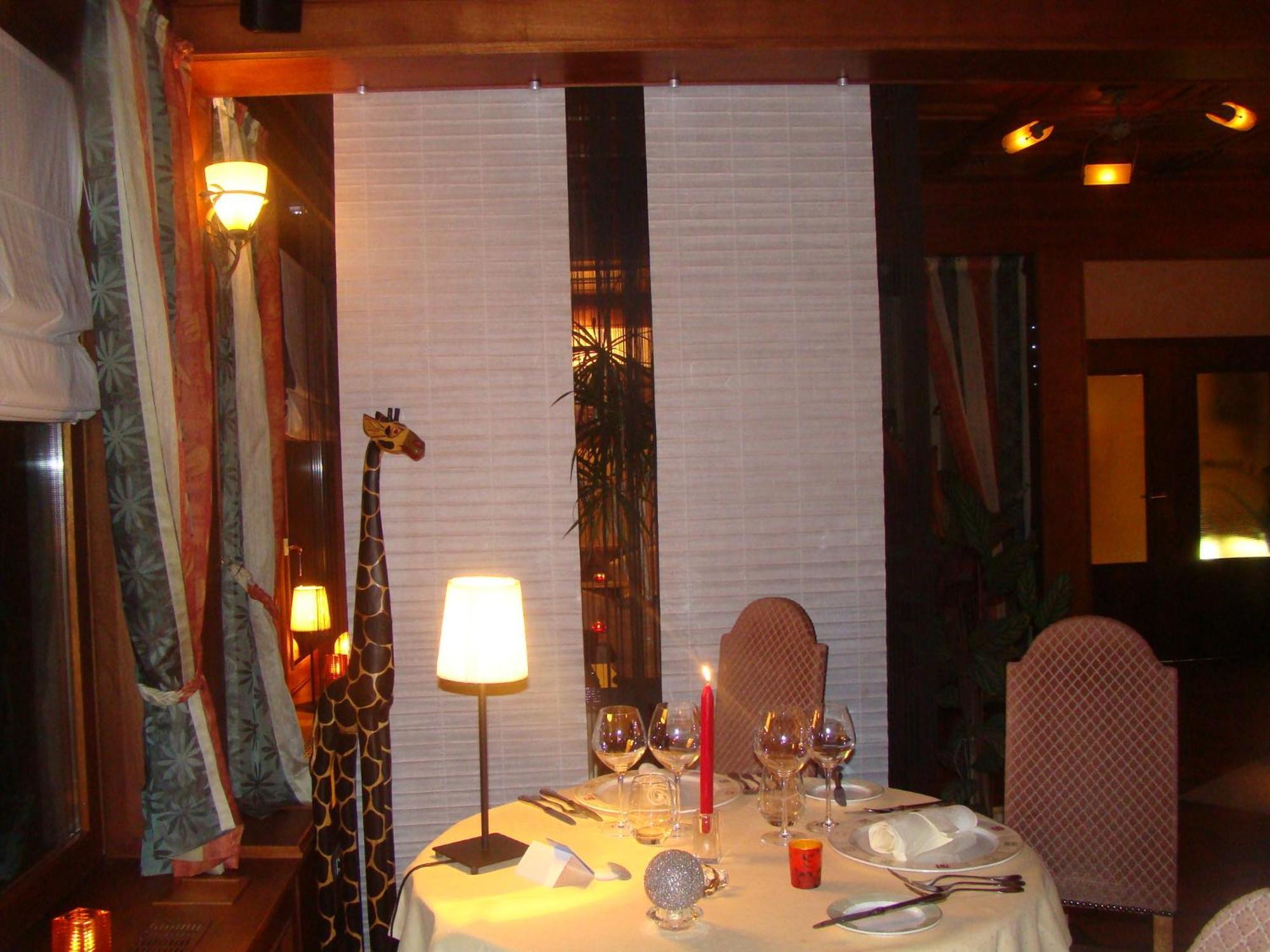Hotel Restaurant N 4 Martelange Esterno foto