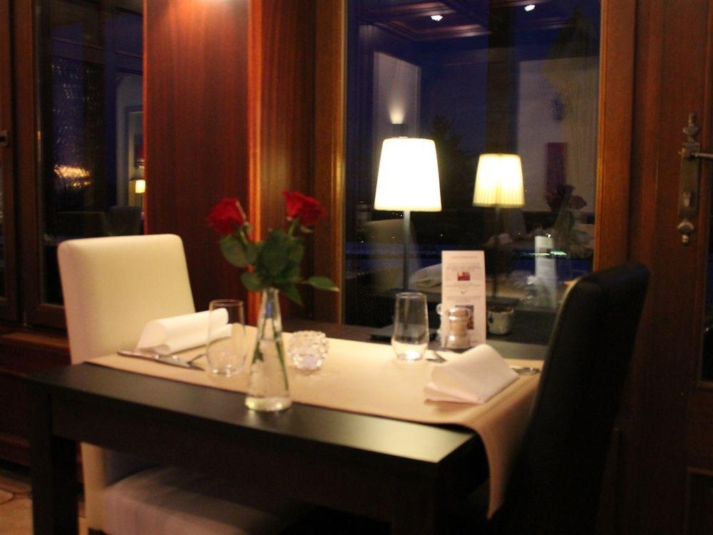 Hotel Restaurant N 4 Martelange Esterno foto